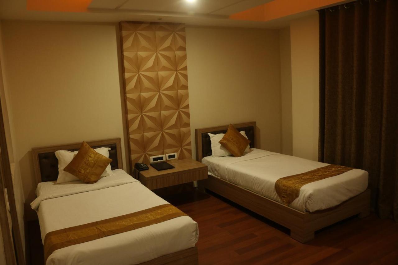 Hotel The Kalyaniz Guwahati Dış mekan fotoğraf