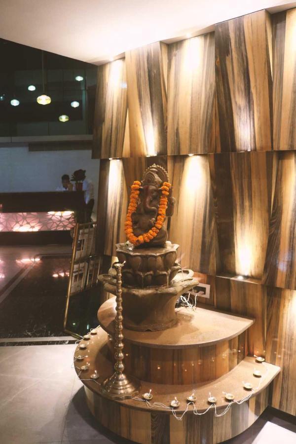 Hotel The Kalyaniz Guwahati Dış mekan fotoğraf